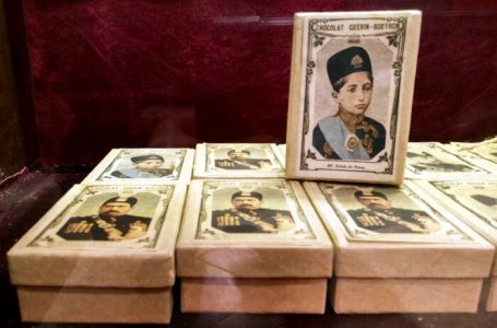 تصاویر ایران قاجاریه بر روی کارت شکلات های بلژیکی